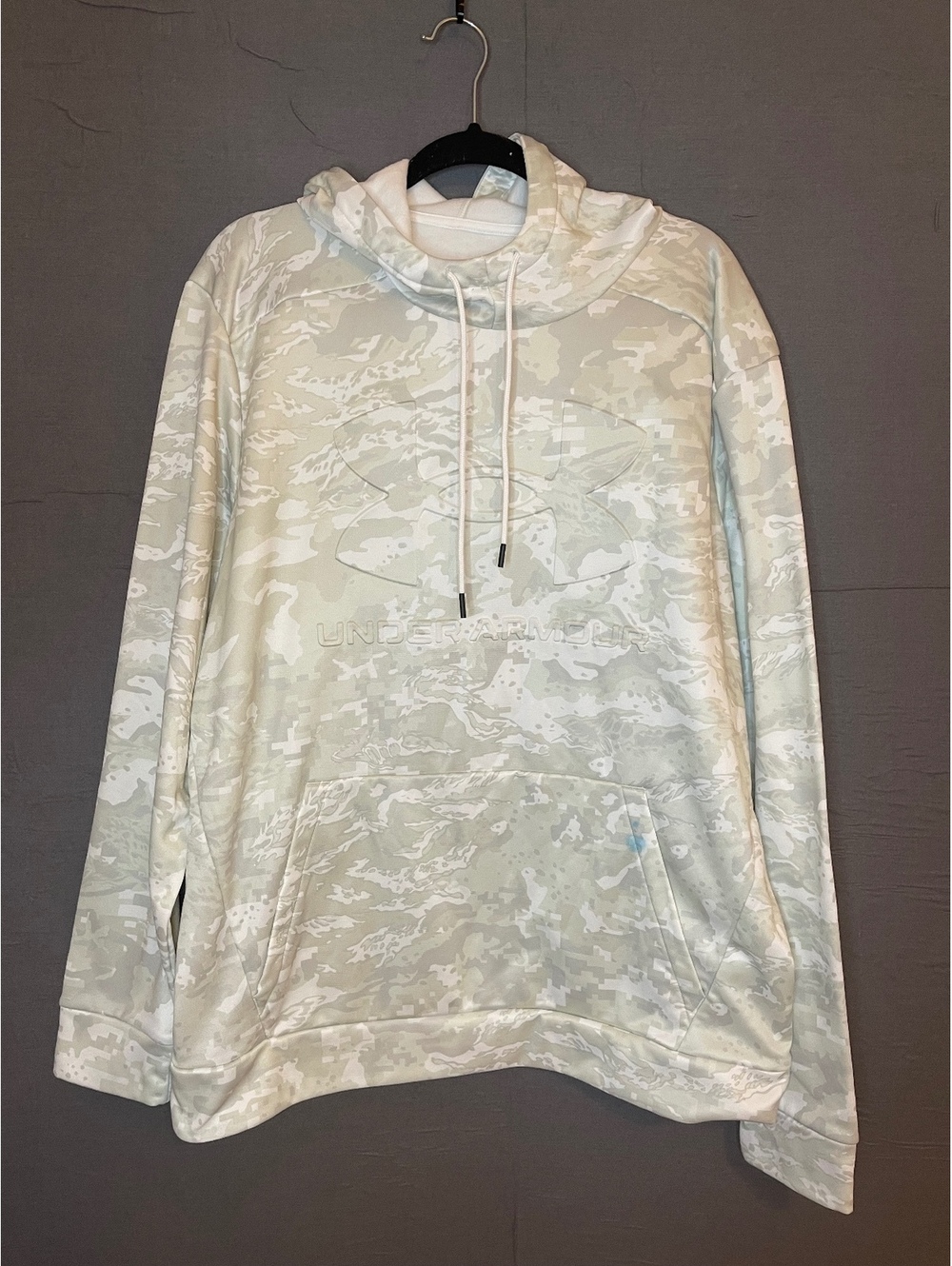 Under Armour Men's XL White Camo Hoodie Sweatshirt